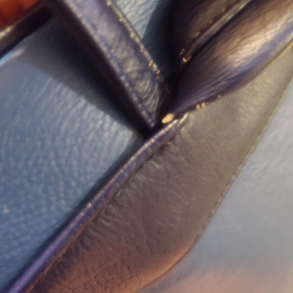 Blue back pack - Picture 8 of 11